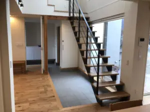 土間を採用した玄関